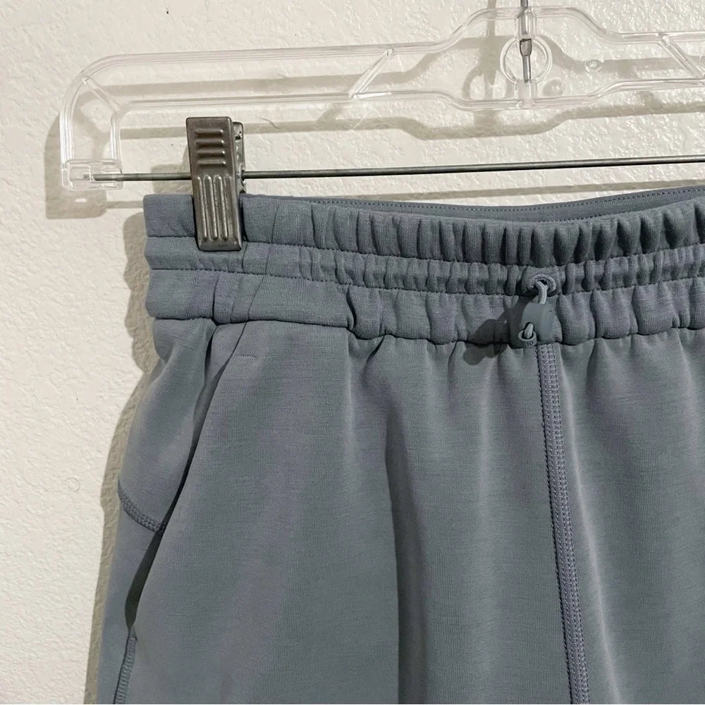 Lululemon Softstreme High-Rise Short 4” in Belgian Blue‎